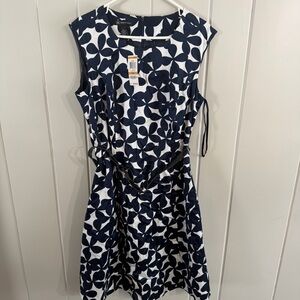 INC International Concepts Women’s 16W Navy White Floral Belted Dress NWT